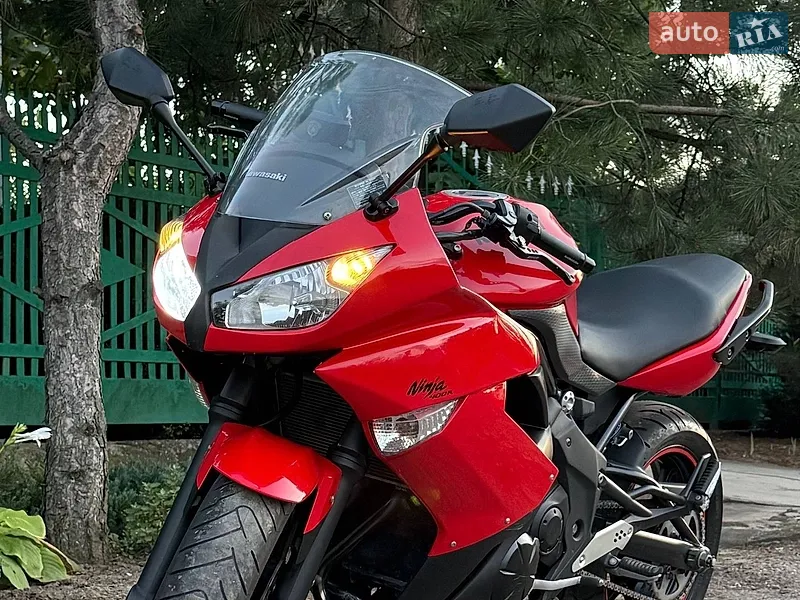 Kawasaki Ninja 400R 2013