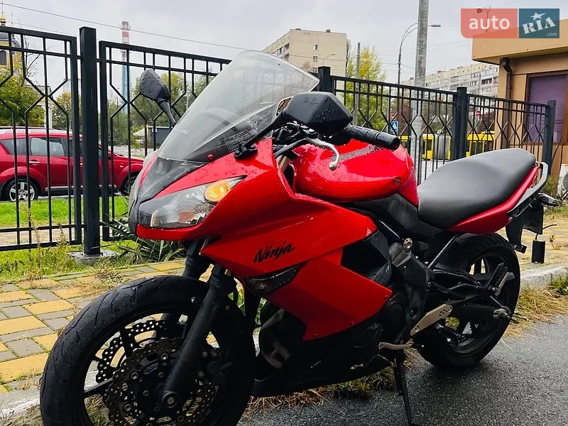 Kawasaki Ninja 400R 2012