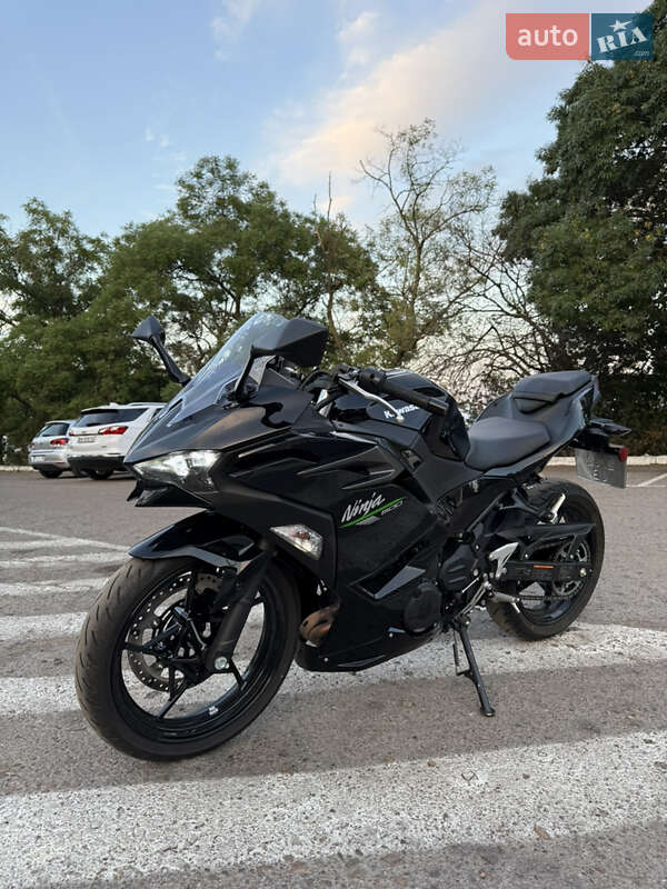 Kawasaki Ninja 500