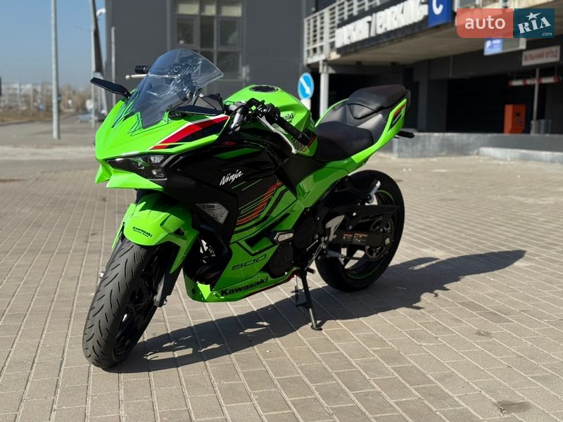 Kawasaki Ninja 500