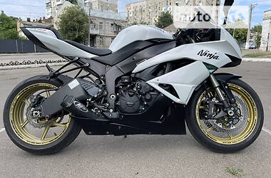 Kawasaki Ninja 600 ZX-6R  2009