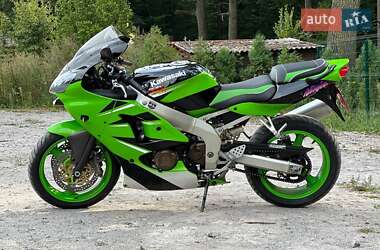 Kawasaki Ninja 600 ZX-6R  2000