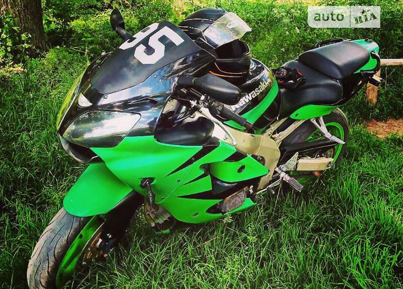 Спортбайк Kawasaki Ninja 636 ZX-6R