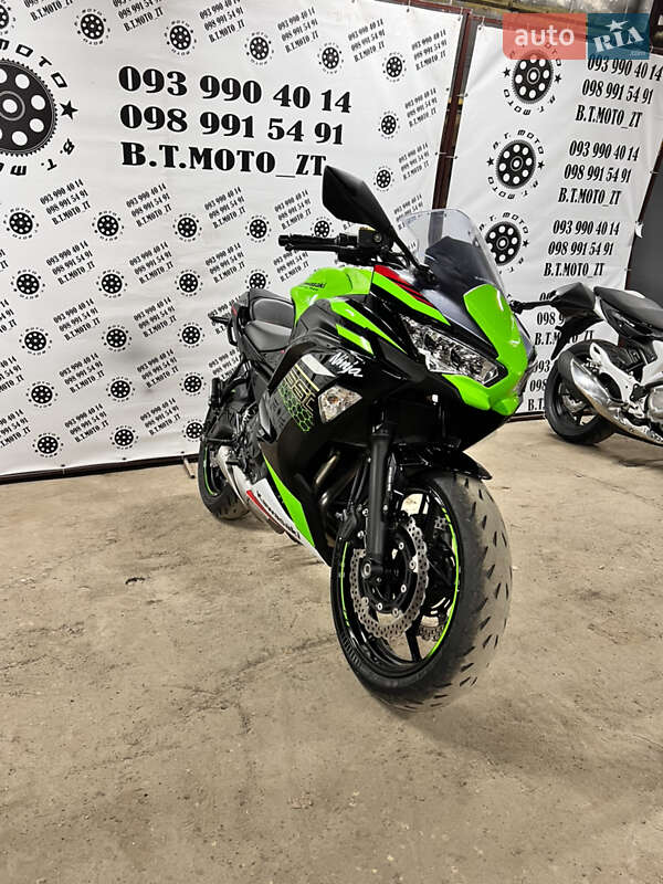 Спортбайк Kawasaki Ninja 650