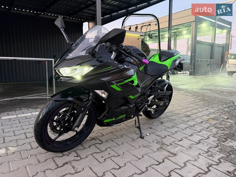 Мотоцикл Кросс Kawasaki Ninja