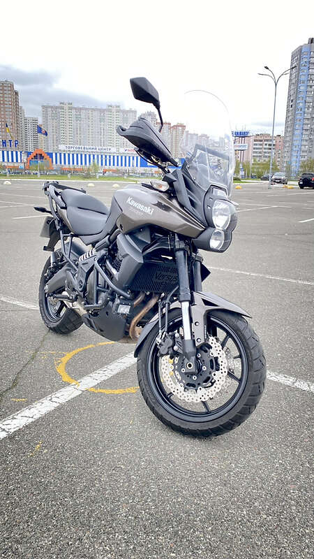 Мотоцикл Спорт-туризм Kawasaki Versys 650