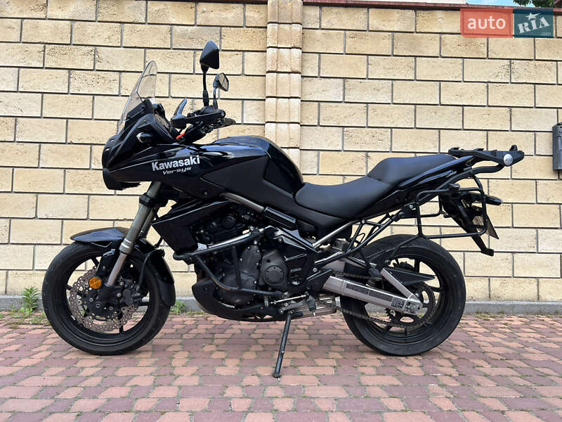 Мотоцикл Многоцелевой (All-round) Kawasaki Versys 650