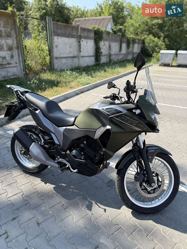Мотоцикл Спорт-туризм Kawasaki Versys