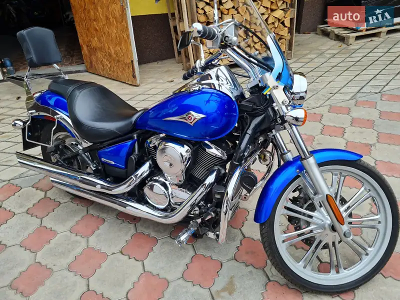 Kawasaki VN 900 2010