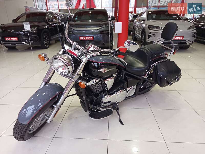 Мотоцикл Спорт-туризм Kawasaki VN 900