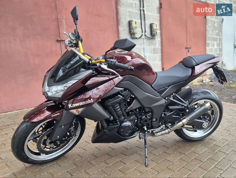 Мотоцикл Спорт-туризм Kawasaki Z 1000