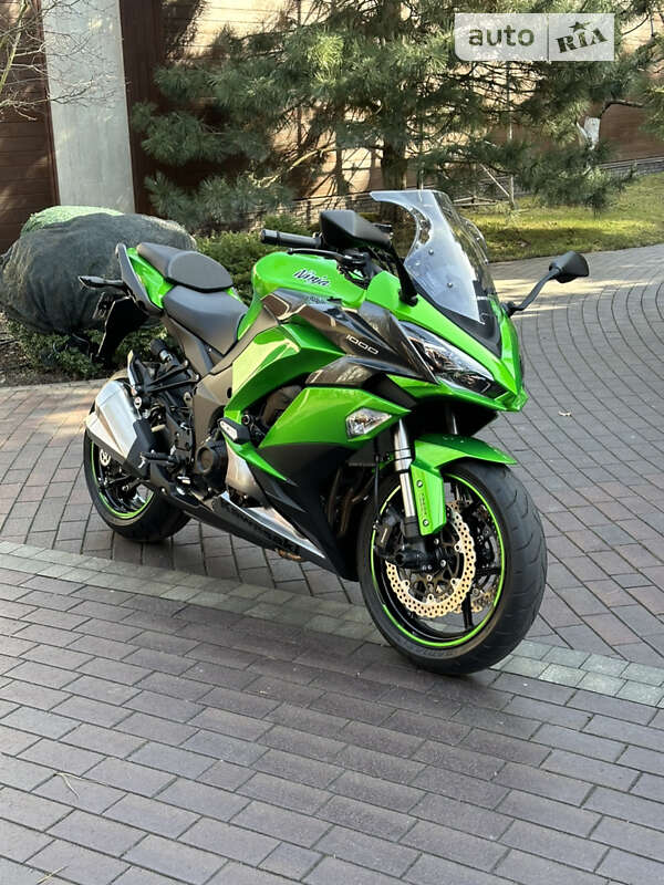 Мотоцикл Туризм Kawasaki Z 1000SX