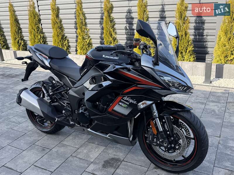 Спортбайк Kawasaki Z 1000SX