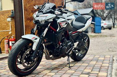 Kawasaki Z 650  2022