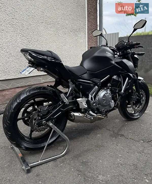 Мотоцикл Классик Kawasaki Z 650