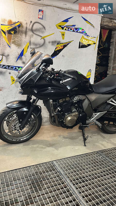 Спортбайк Kawasaki Z 750