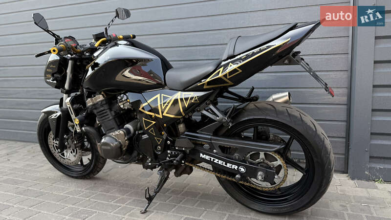 Мото Kawasaki Z 750R