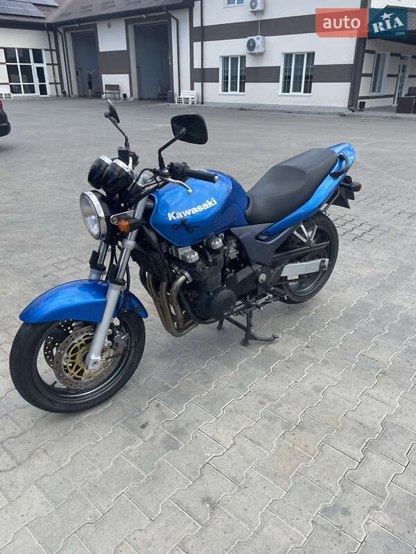 Мотоцикл Классік Kawasaki Z 750R