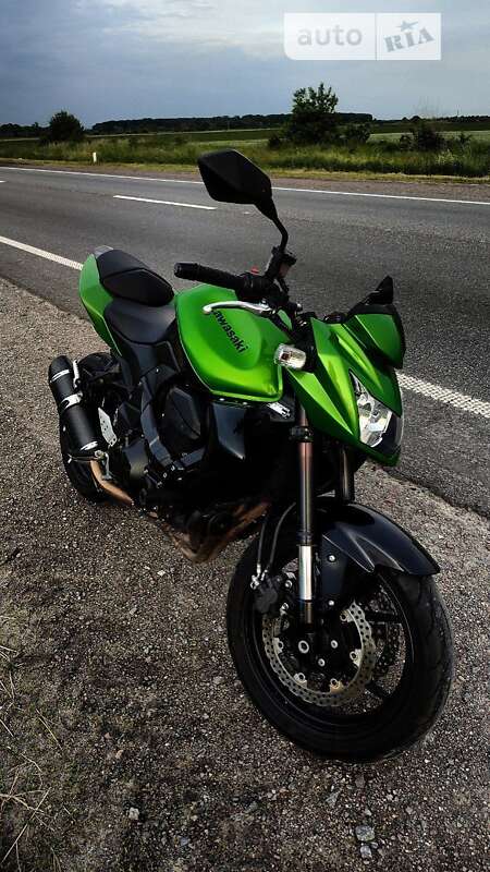 Спортбайк Kawasaki Z 750S