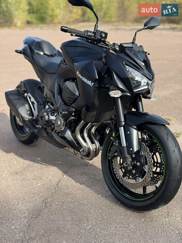 Мотоцикл Без обтікачів (Naked bike) Kawasaki Z 800