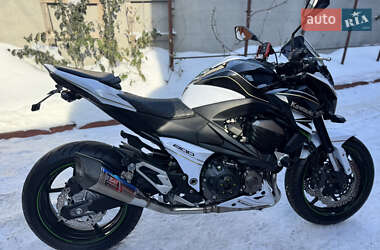 Kawasaki Z 800 6 2013