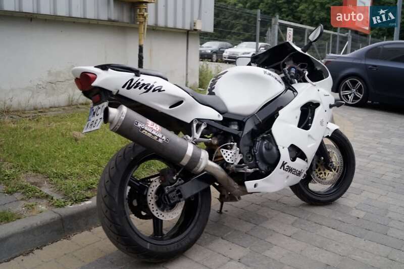 Мотоцикл Спорт-туризм Kawasaki Z 900RS