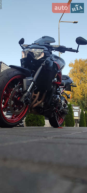 Мото Kawasaki Z900
