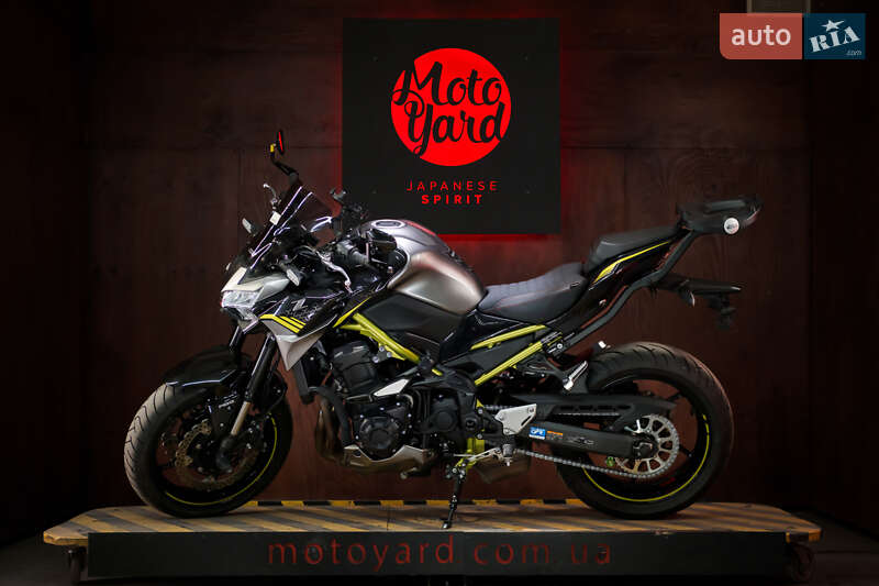 Kawasaki Z900