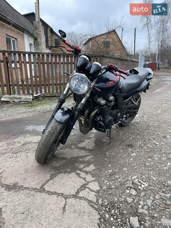 Мотоцикл Спорт-туризм Kawasaki ZR