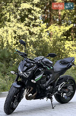 Kawasaki ZR z800 2015