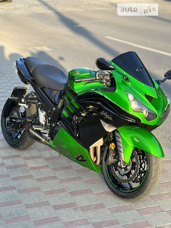 Спортбайк Kawasaki ZX 14