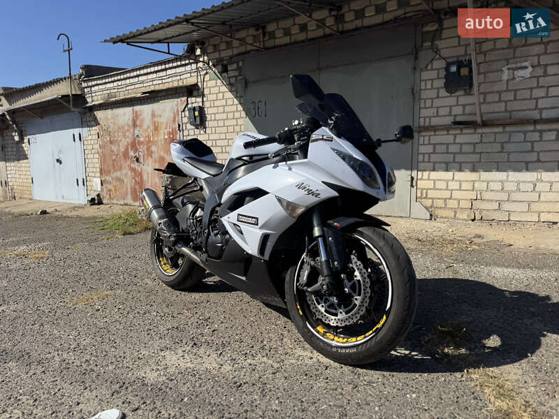Мото Kawasaki ZX