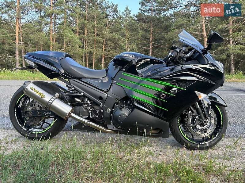 Мото Kawasaki ZZR 1400
