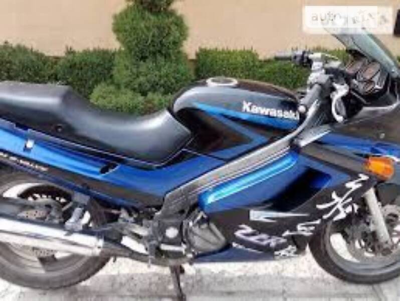 Kawasaki ZZR 250