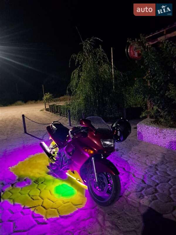 Мотоцикл Туризм Kawasaki ZZR 400