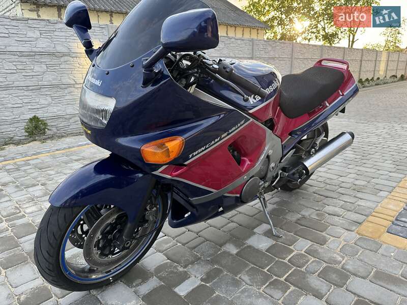 Kawasaki ZZR 600