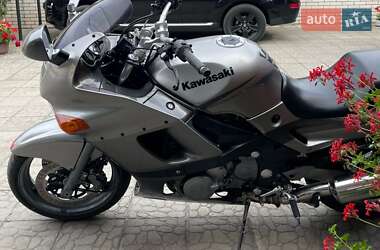 Kawasaki ZZR 600  2004