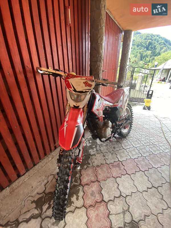 Мотоцикл Кросс Kayo T1