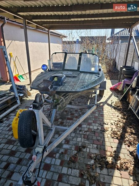 Лодка Казанка 5М2