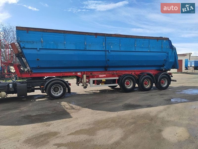Самоскид напівпричіп Kempf SK