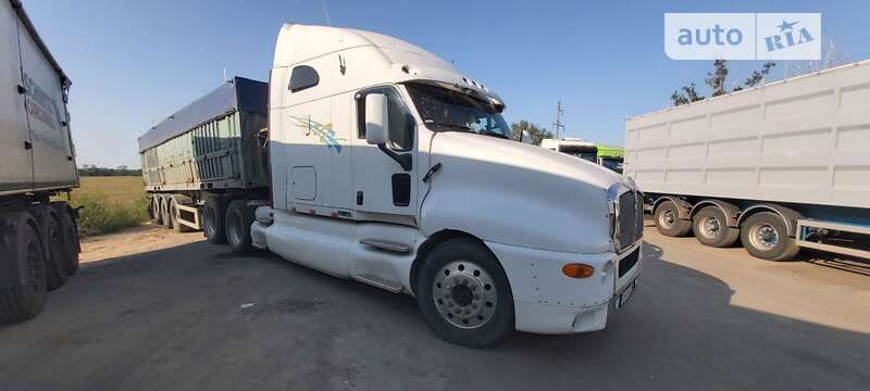 Kenworth T2000