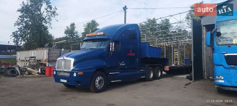 Kenworth T2000