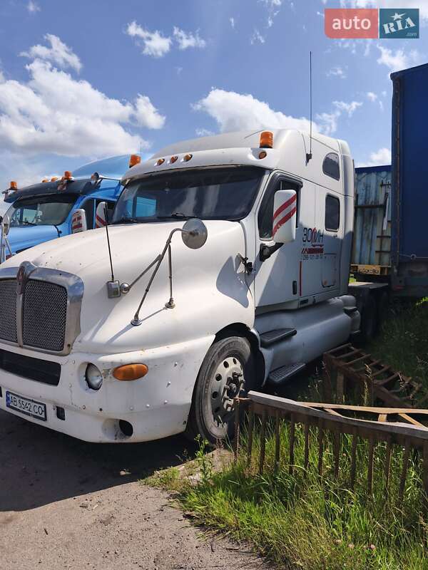 Kenworth T2000