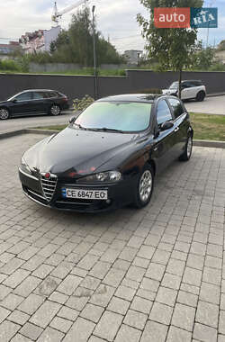 Характеристики Alfa Romeo 147 Хетчбек
