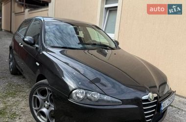 Характеристики Alfa Romeo 147 Хетчбек