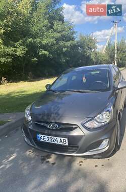 Характеристики Hyundai Accent Хэтчбек