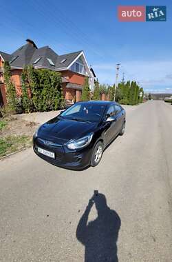 Характеристики Hyundai Accent Хетчбек