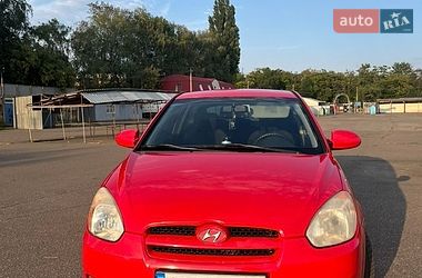 Характеристики Hyundai Accent Хетчбек