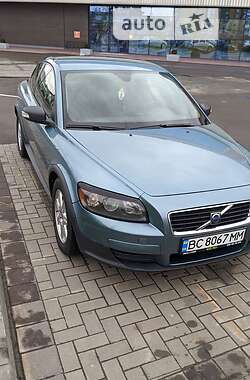 Характеристики Volvo C30 Хетчбек