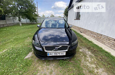 Характеристики Volvo C30 Хетчбек